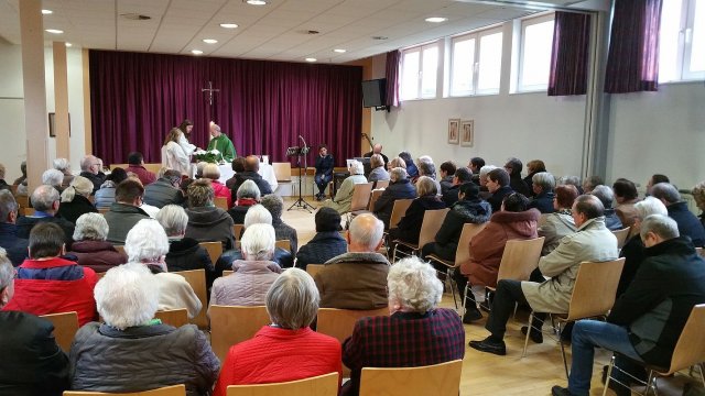 Gottesdienst im Pfarrheim