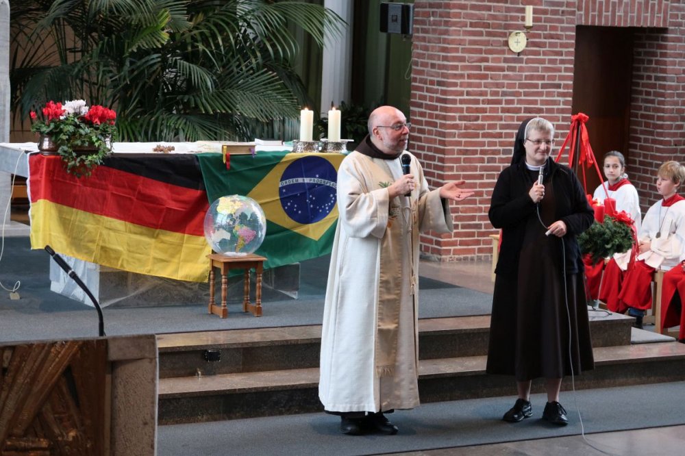 Bruder Augustinus mit Schwester Veronika